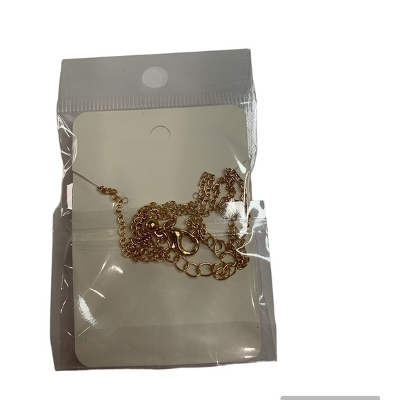 Golden pink locket necklace - Picture 6 of 6